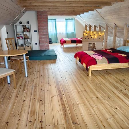 Zaku Muiza Guest House Anspoki ภายนอก รูปภาพ