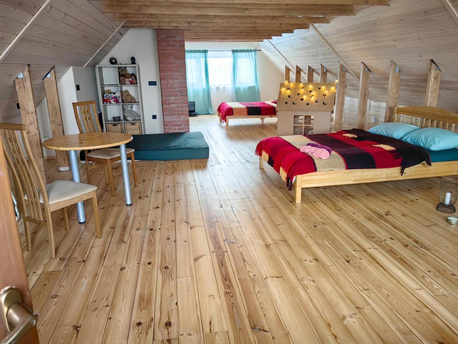 Zaku Muiza Guest House Anspoki ภายนอก รูปภาพ